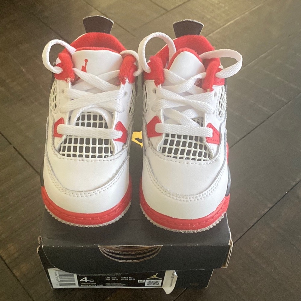 Jordan 4 Retro Kids